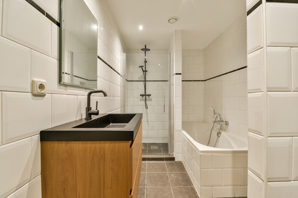 Medium property photo - Frederik Hendrikstraat 124-1, 1052 JC Amsterdam